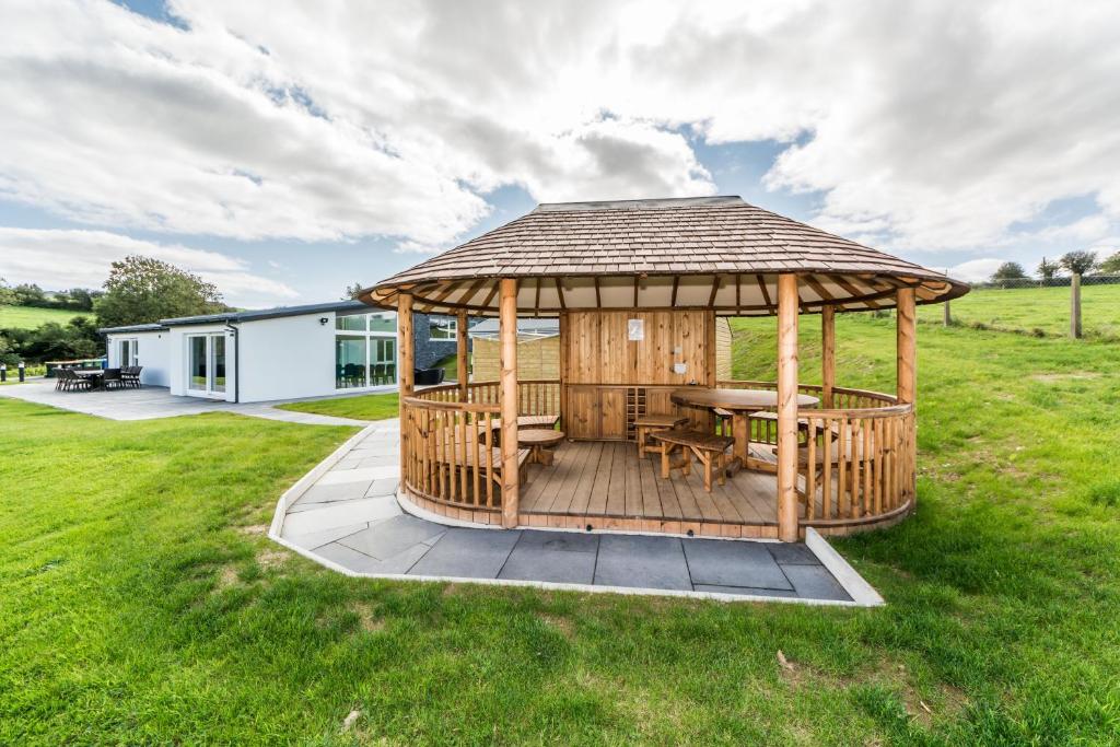 Zahrada ubytování River views,Kinsale, Hosted by Exquisite holiday homes, Sleeps 26