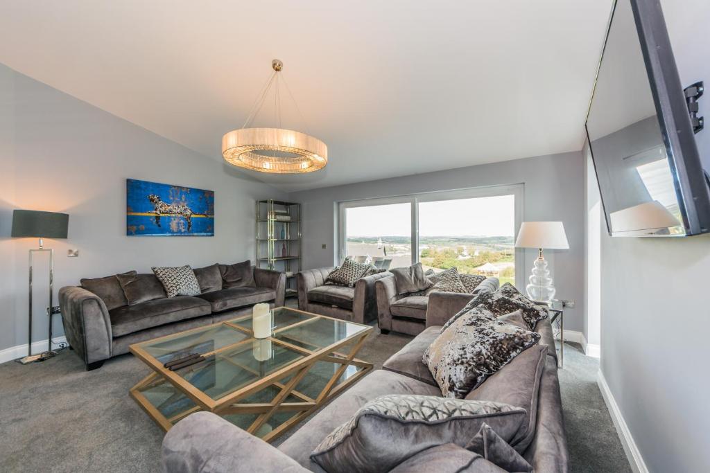 Posezení v ubytování River views,Kinsale, Hosted by Exquisite holiday homes, Sleeps 26