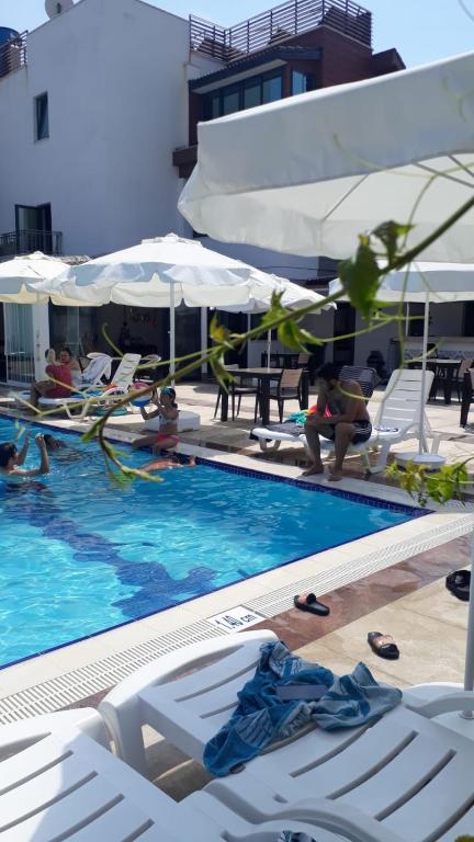 Bazén v ubytování Oyster Boutique Hotel nebo v jeho okolí