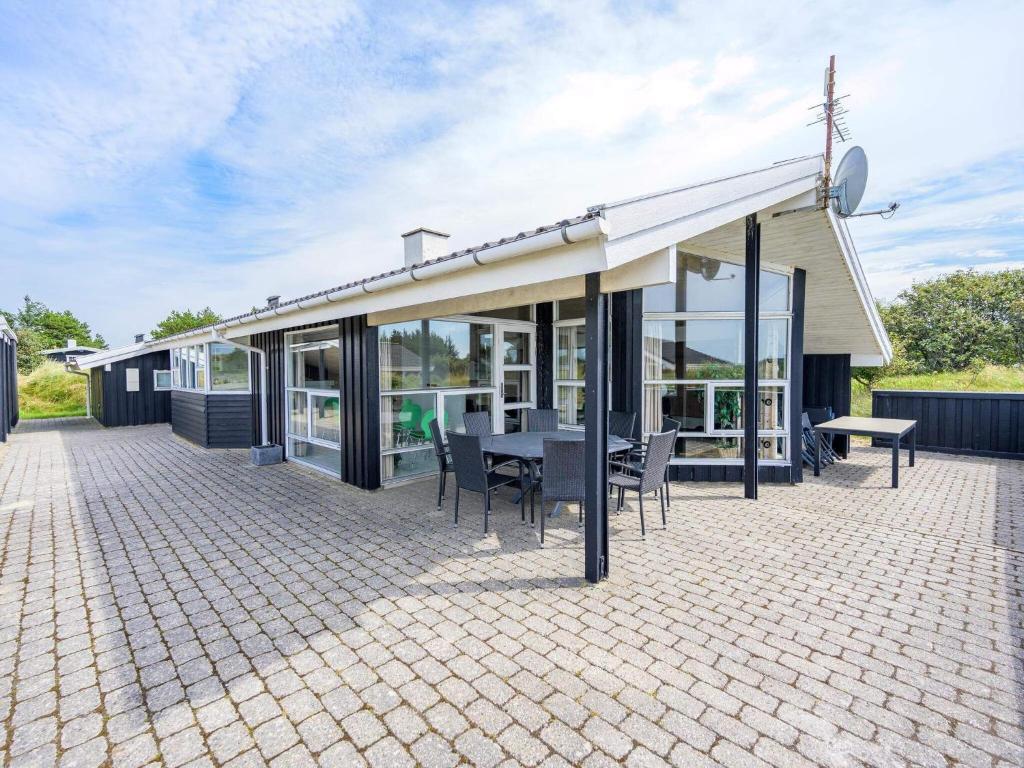 Fotografie z fotogalerie ubytování Holiday home Henne CVII v destinaci Henne Strand