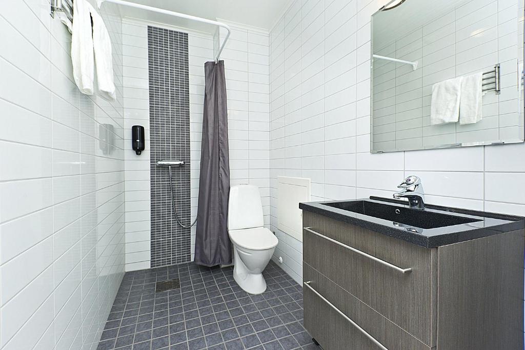 Koupelna v ubytování EttSmart Hotell