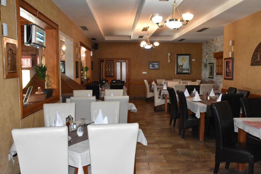 Restaurace v ubytování Aparthotel Koliba