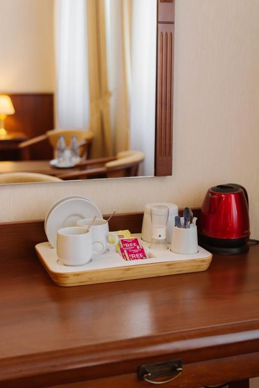 Príslušenstvo na prípravu kávy alebo čaju v ubytovaní Hotel Jakub Sobieski