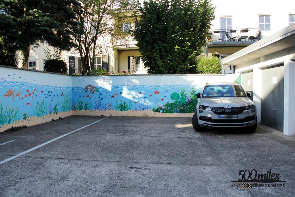 500 Miles Apartments - 10