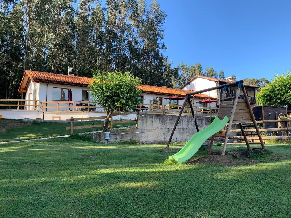 Apartamentos Rurales Las Garzas de Oyambre, San Vicente de la ...