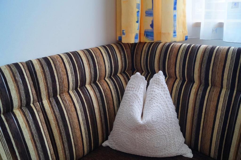 Część wypoczynkowa w obiekcie Ferienwohnung Sonnwendhof "Kellerjochblick"