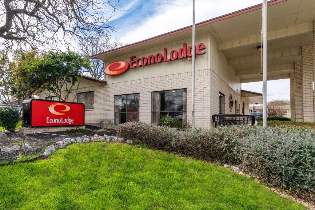 Certifikát, hodnocení, plakát nebo jiný dokument vystavený v ubytování Econo Lodge Fredericksburg