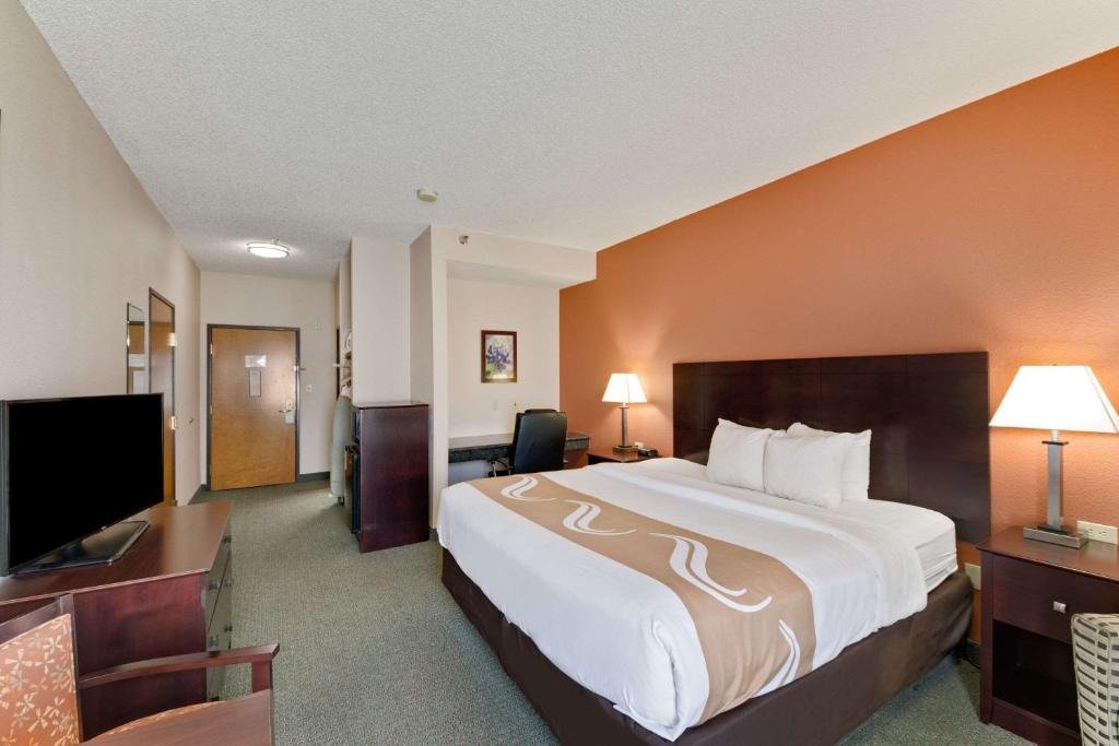 Quality Inn - King Room - Niet -roken
