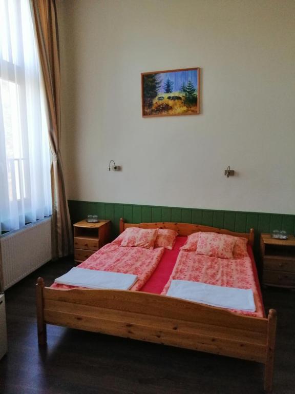 Kisfaludy Vendégház -Sümeg- - Tweepersoonskamer Met Eigen Badkamer