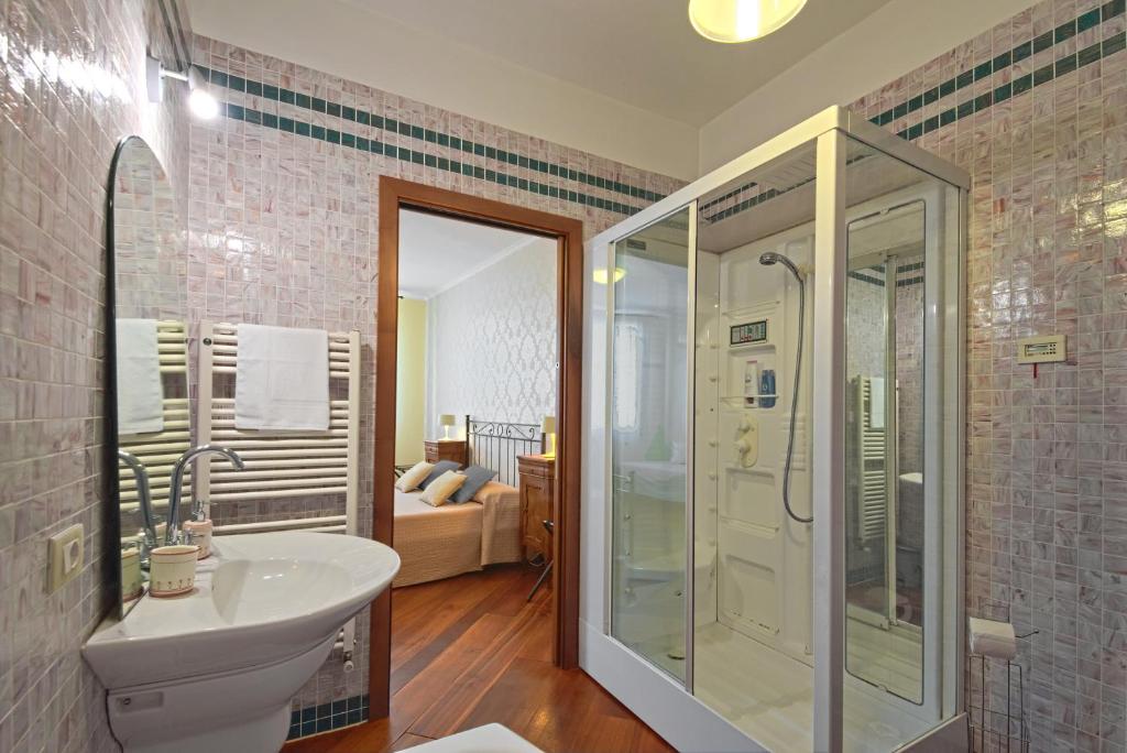 Corte dei Miracoli - Triple Room With Canal View