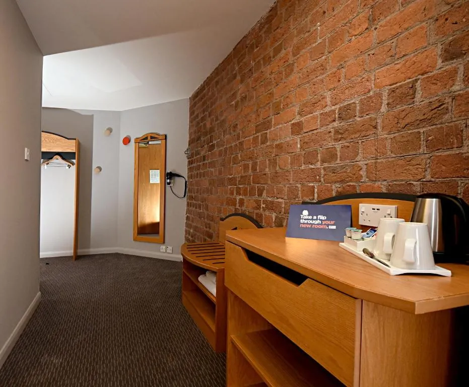 Holiday Inn Express Liverpool-Albert Dock, Bayberry (NY), United Kingdom