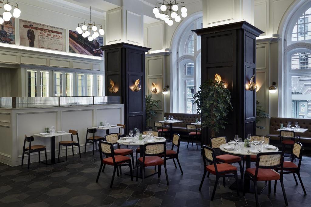 Restaurace v ubytování The Midland