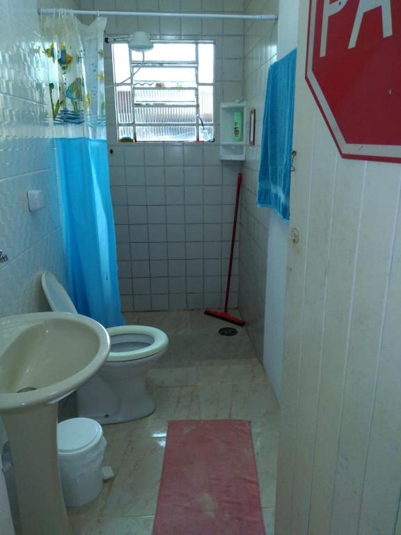  Casa com piscina em Caraguatatuba