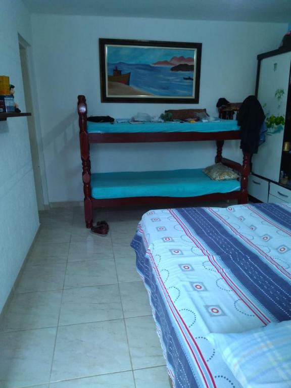  Casa com piscina em Caraguatatuba