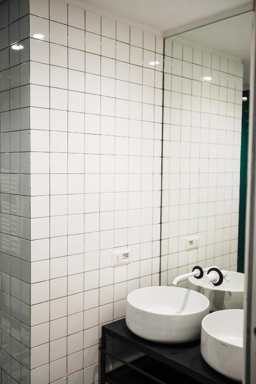 Un baño de NAP Hostel Spaccanapoli