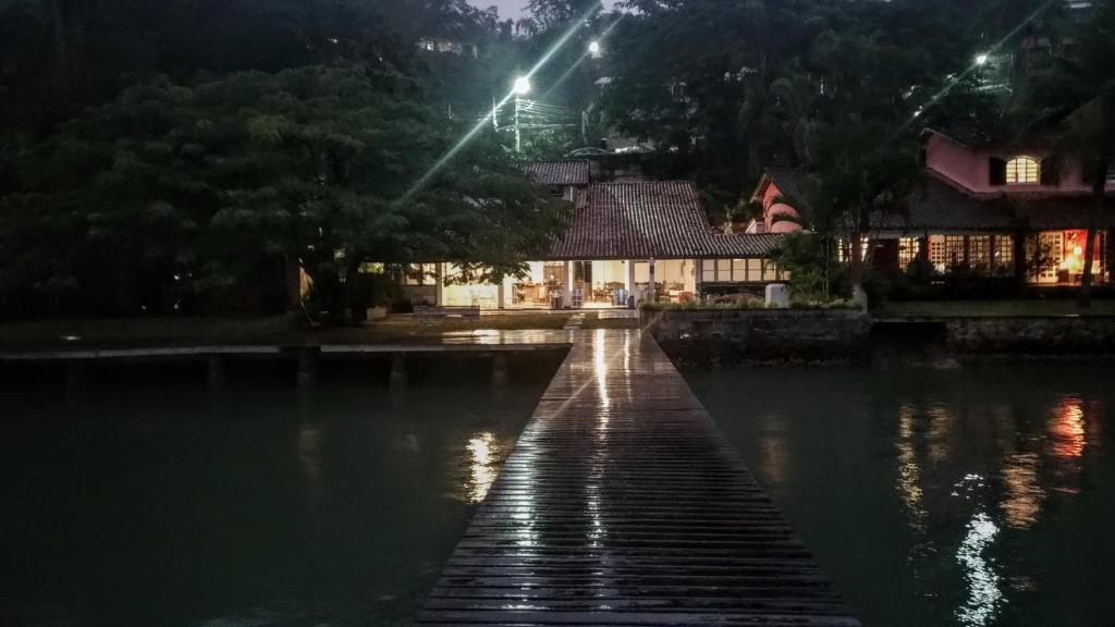  Porto de Luz - Casa beira mar Condomínio Marina