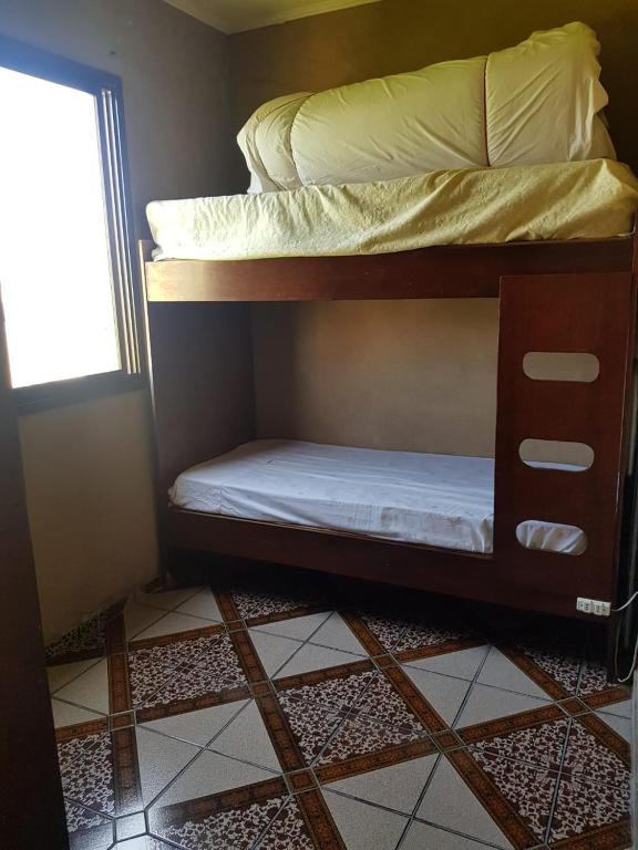  Apartamento - Enseada - Espaçoso e confortável