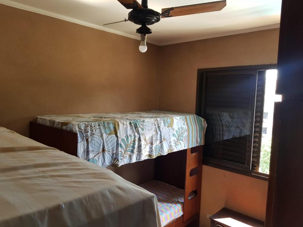  Apartamento - Enseada - Espaçoso e confortável