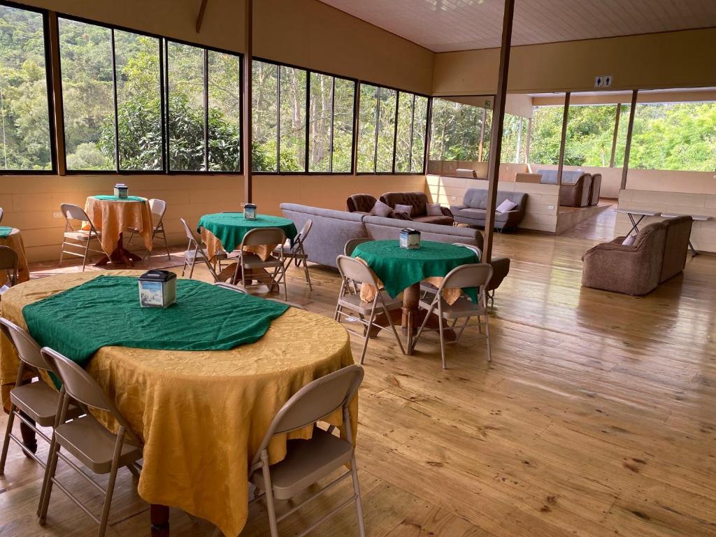 Posezení v ubytování Hotel Uran