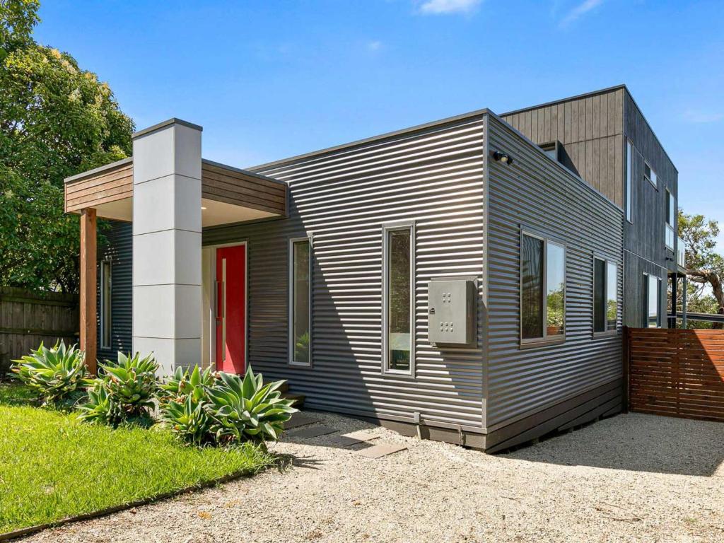 Olive Grove, Smiths Beach (updated prices 2024)