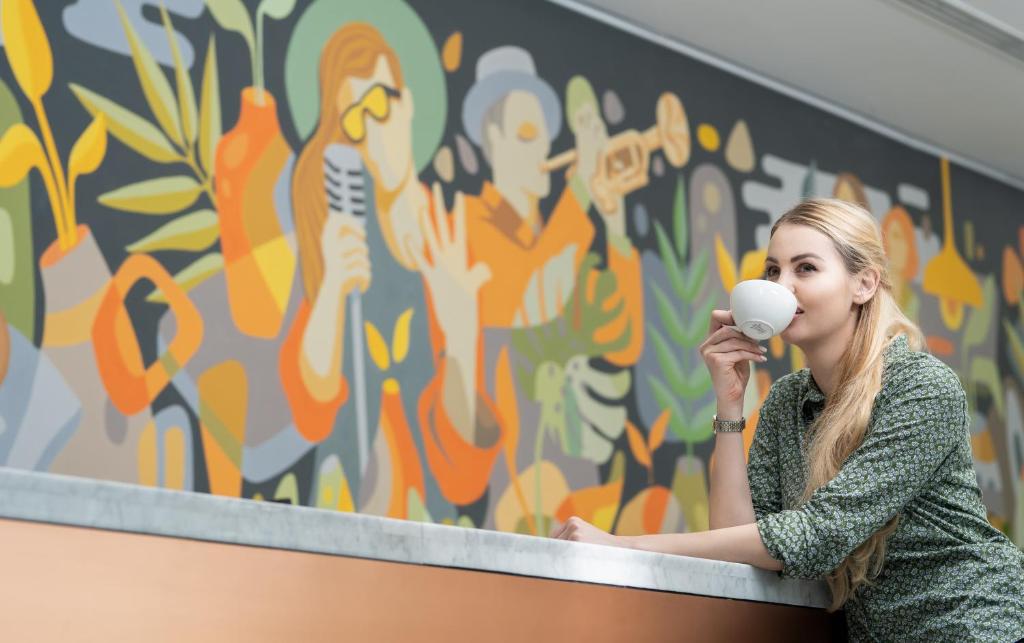 First Central Hotel Suites - Resim 25