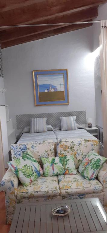 A bed or beds in a room at la casita de invitados