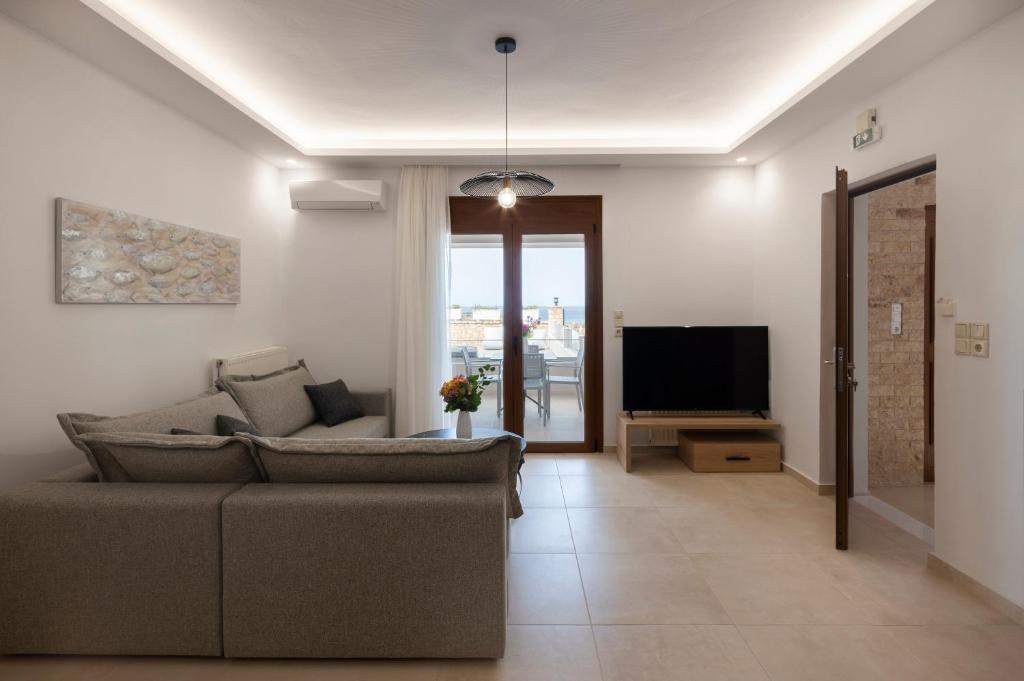 Telewizja i/lub zestaw kina domowego w obiekcie Zen Luxury Home, Family Sea Escape!