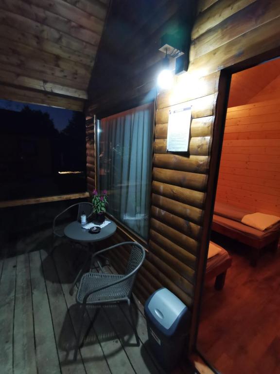 Fotografie z fotogalerie ubytování Cabanute Premium de pescuit v destinaci Sînmărghita