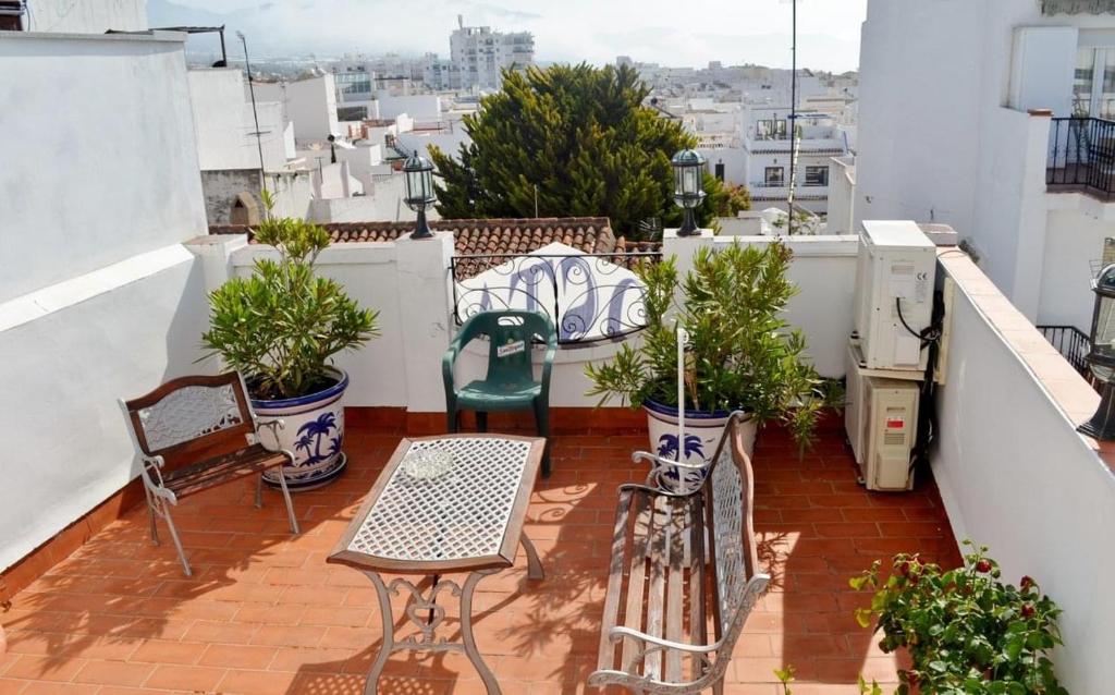 Hostal Dianes, Nerja – Updated 2022 Prices