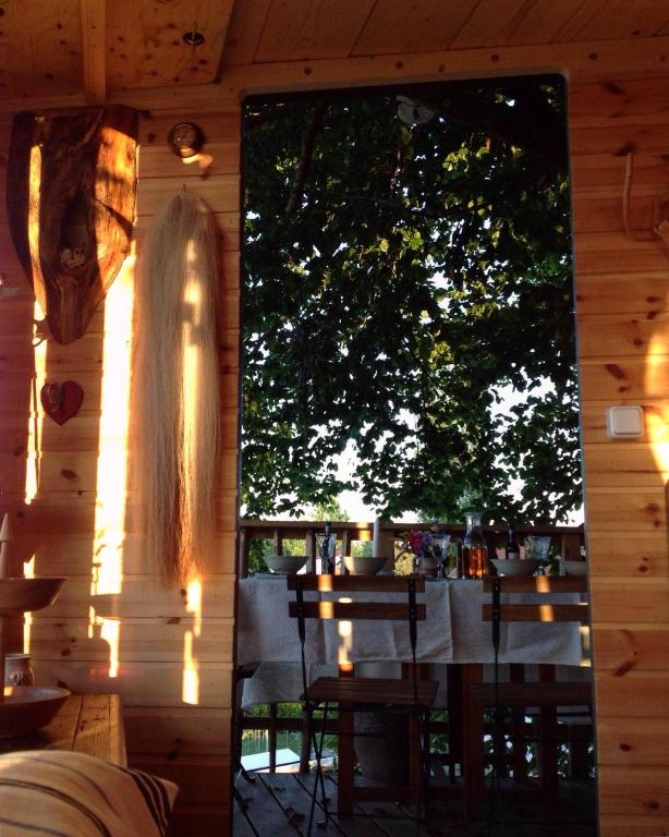 Fotografie z fotogalerie ubytování Treehouse escape v destinaci Kværndrup