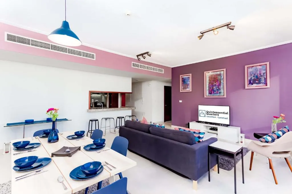 Quintessential Quarters - Ultra-modern and Spacious Aparment, Alantos, United Arab Emirates