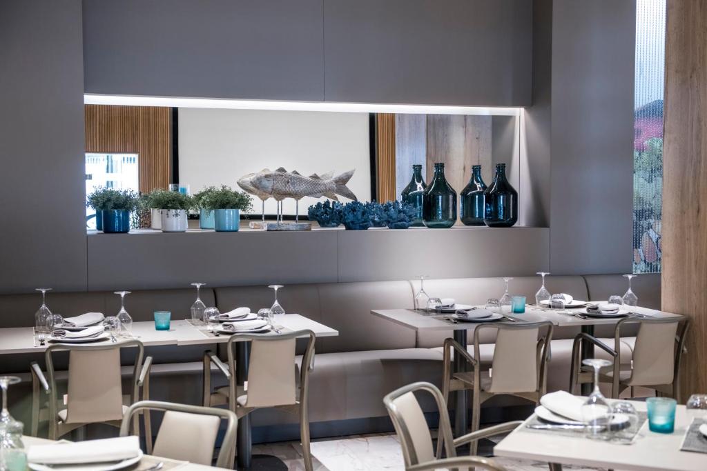 Salles Hotel Málaga Centro - Resim 43