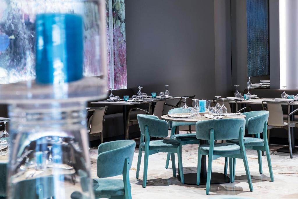 Salles Hotel Málaga Centro - Resim 12