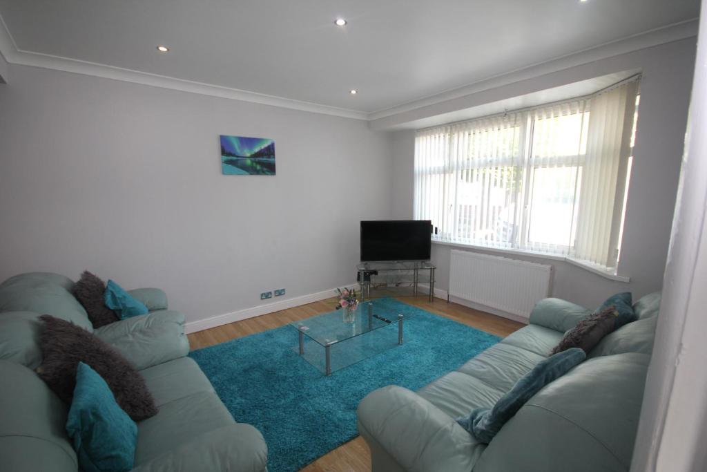 Hounslow House