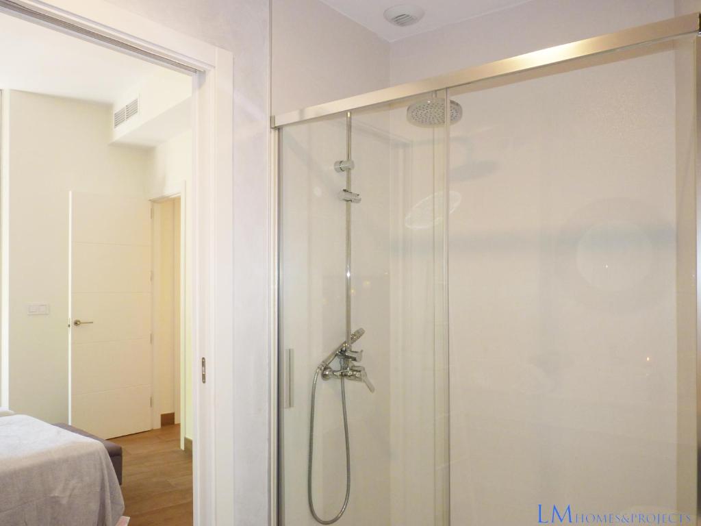 ALAMEDA SQUARE APARTMENT - 16