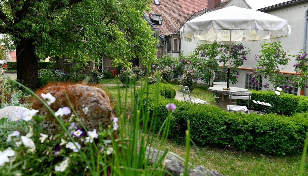 Zahrada ubytování Landhotel Schwarzes Ross