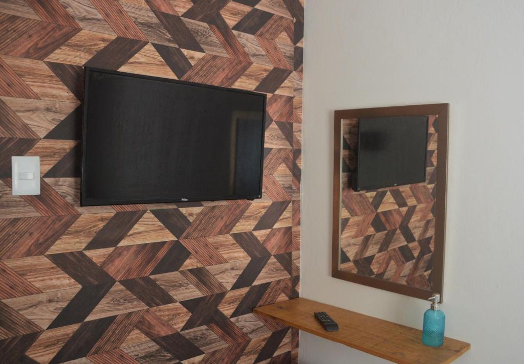  La Casa Hostel