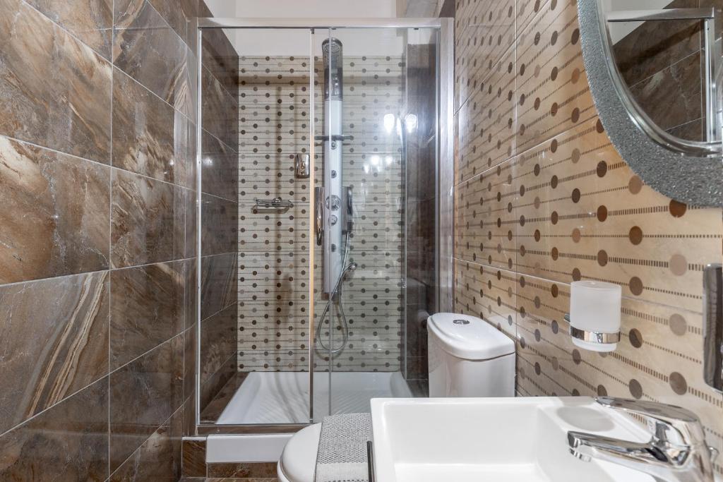 Łazienka w obiekcie Toti Boutique Rooms