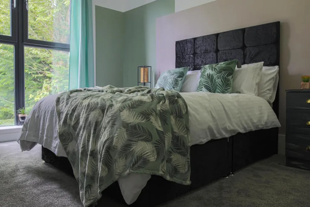 Ideal Home away at Thorncliffe Apartments, Manchester, Marea Britanie