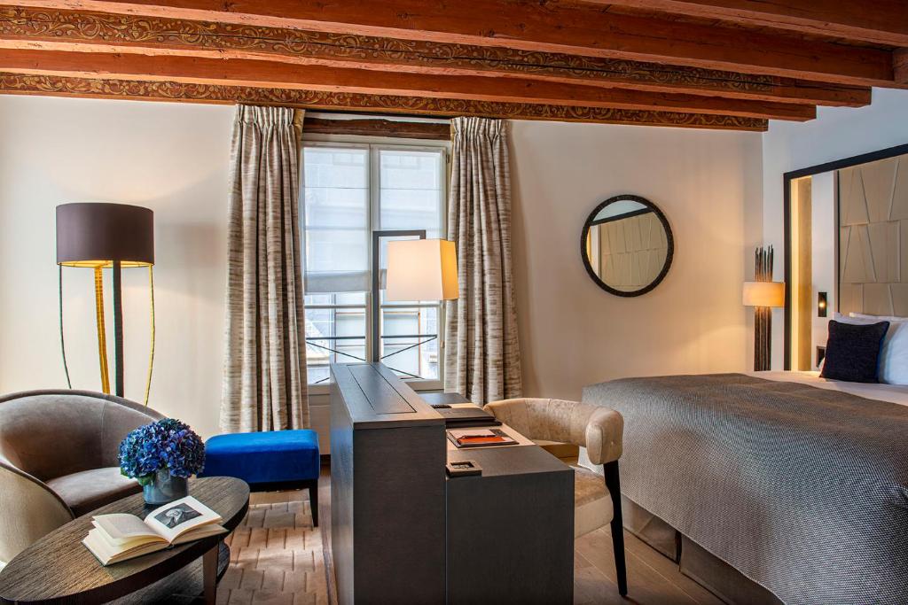 Hôtel Les Armures - Resim 16