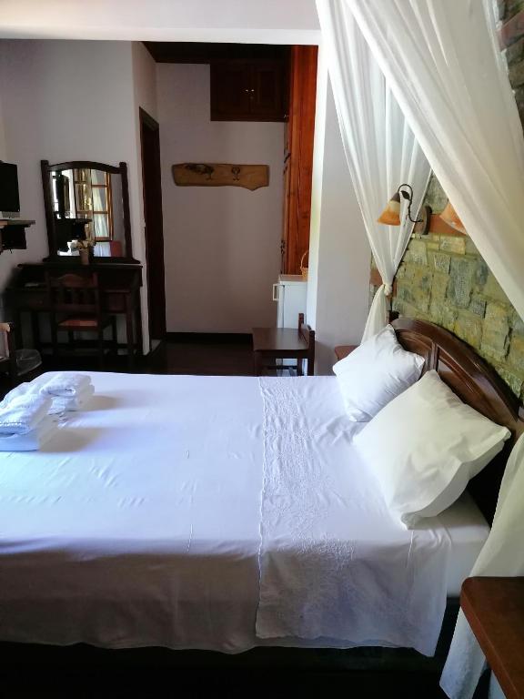 Amalthia Traditional Guesthouse - 2