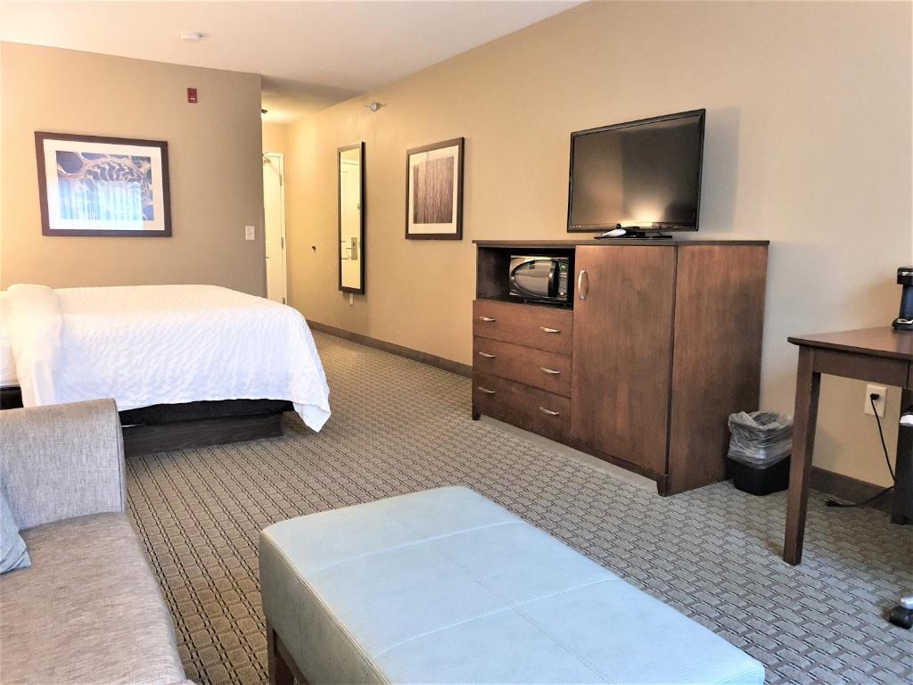 AmeriVu Inn and Suites - Chisago City - Budget Double Room