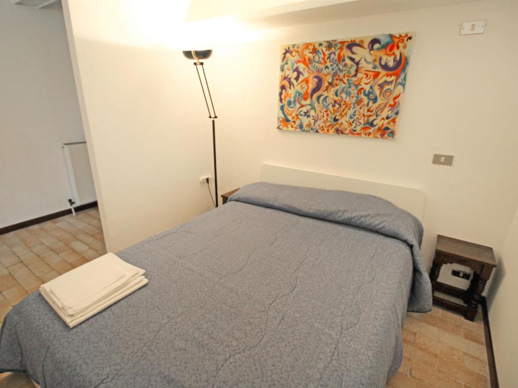 Łóżko lub łóżka w pokoju w obiekcie Apartment Hermitage-5 by Interhome