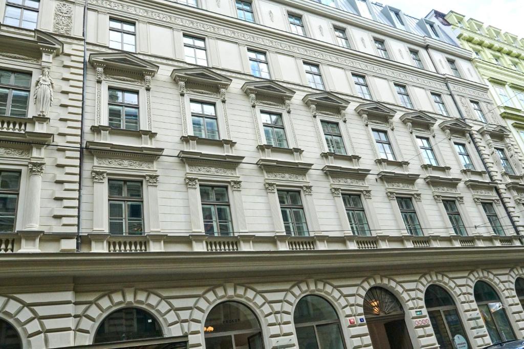 Budynek, w którym mieści się apartament