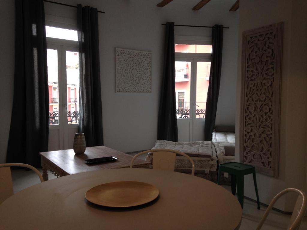 El 16 Ruzafa - One-Bedroom Apartment