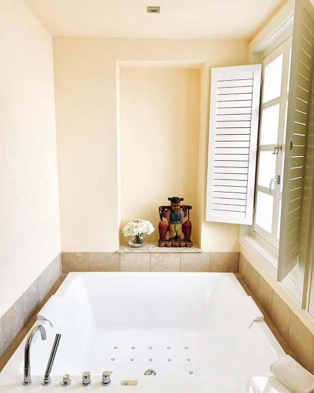 Hotel Boutique Palacio Corredera - Jacuzzi privado en la habitación en Jerez de la Frontera