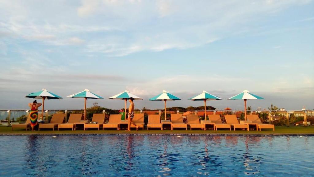 Bazén v ubytování Sulis Beach Hotel & Spa nebo v jeho okolí
