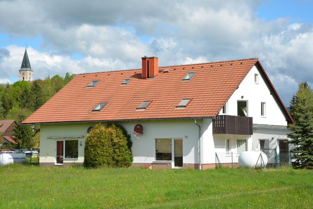 Budova, kde se apartmán nachází