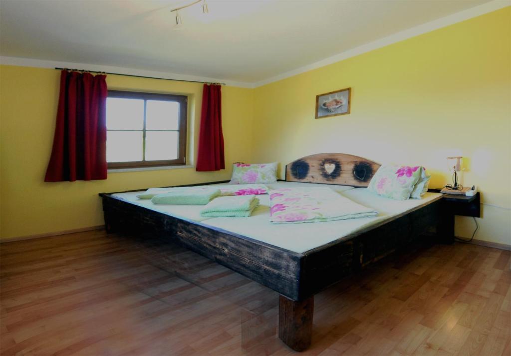 Posteľ alebo postele v izbe v ubytovaní Appartment Eggerhof