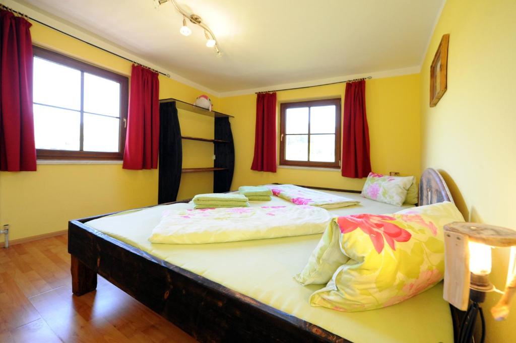Posteľ alebo postele v izbe v ubytovaní Appartment Eggerhof